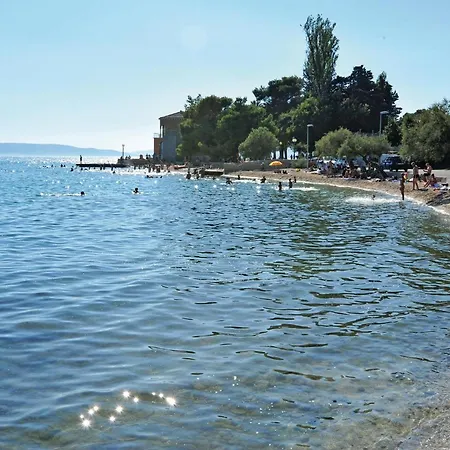 Dom wakacyjny Beautiful In Kastel Kambelovac *